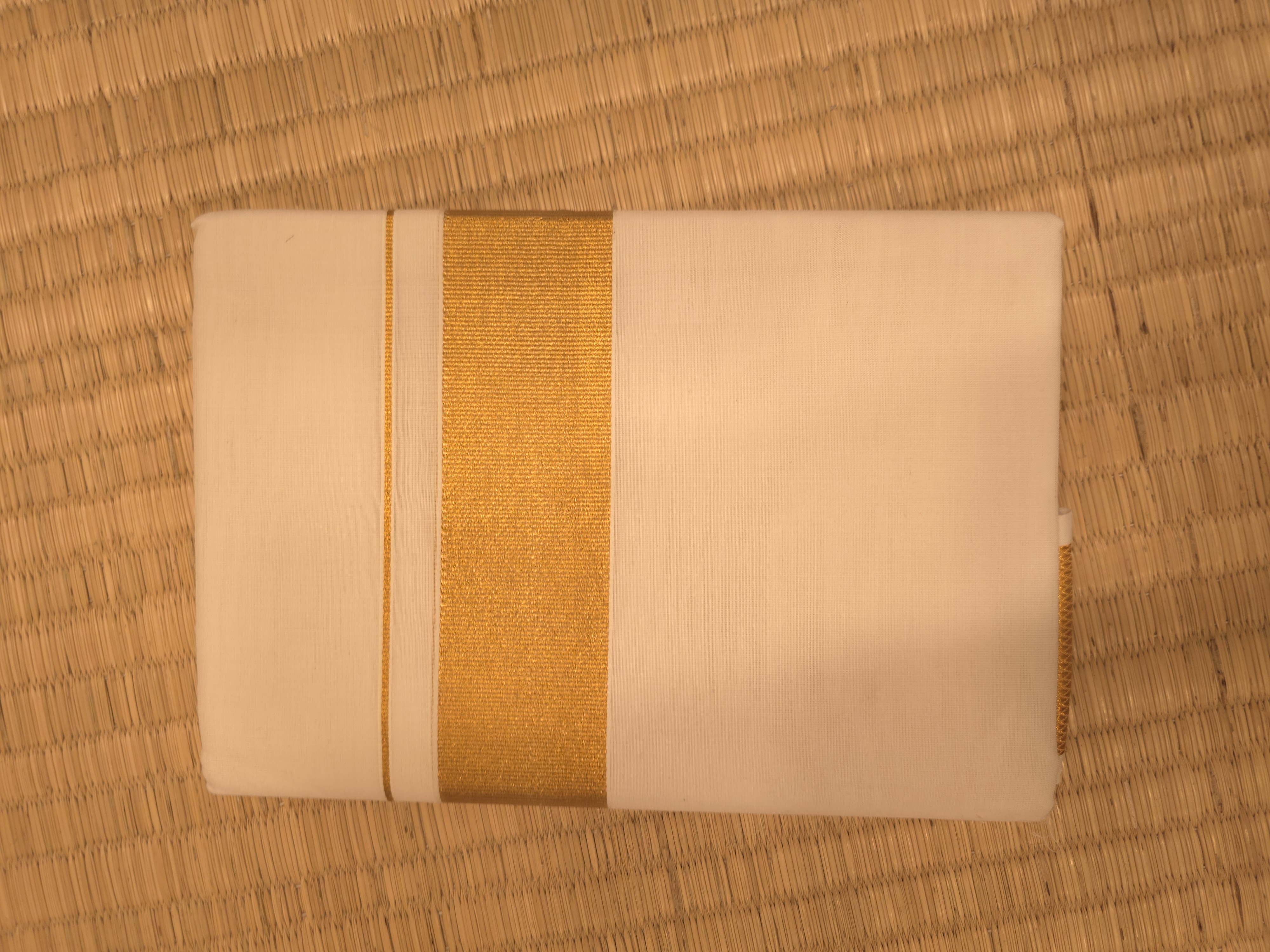 8 Mulam Bleached Cotton Veshti, Gold Border